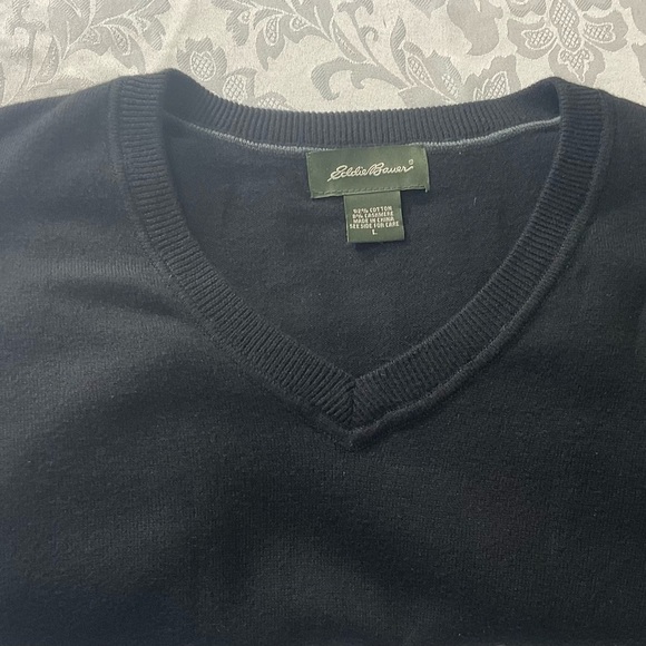 Eddie Bauer Other - Eddie Bauer Men’s Size Large Black V Neck Cotton Cashmere Blend Sweater